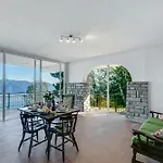 Azzurro Infinity View - Happy