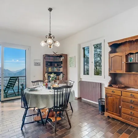 Villa Azzurro Villa: Infinity View - Happy Premeno