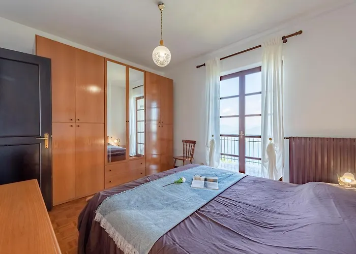 Azzurro Infinity View - Happy